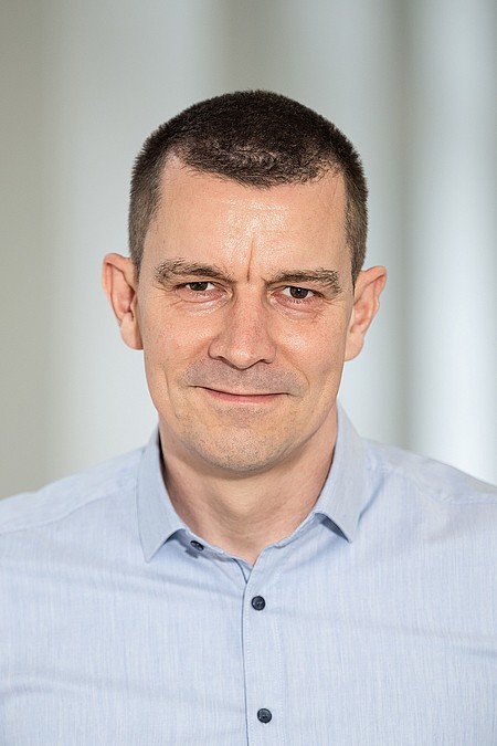 Ein Pflegewissenschaftler mit Faible für evidenzbasiertes Handeln