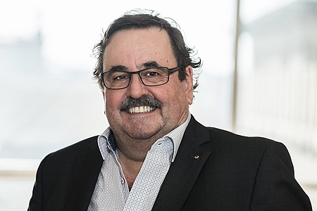 Vom Mechaniker und Fotografen zum Unternehmer und Innovationstreiber